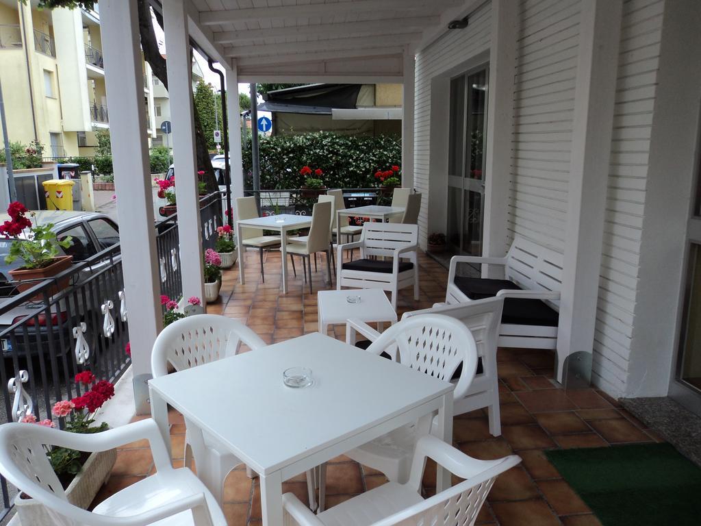 Viserbella di Rimini Hotel Villa Donati מראה חיצוני תמונה
